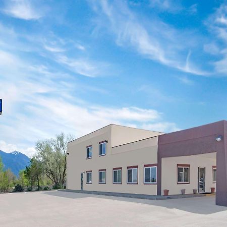 Days Inn By Wyndham Taos Dış mekan fotoğraf