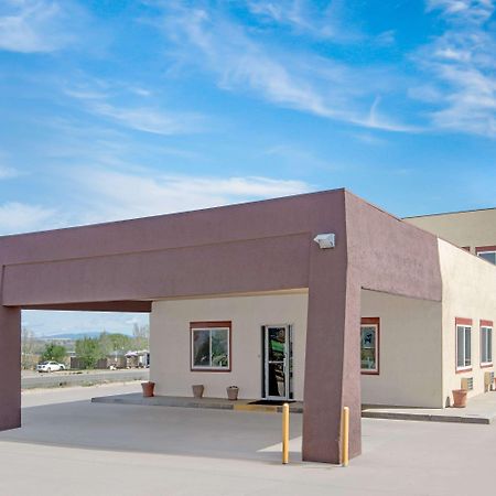 Days Inn By Wyndham Taos Dış mekan fotoğraf