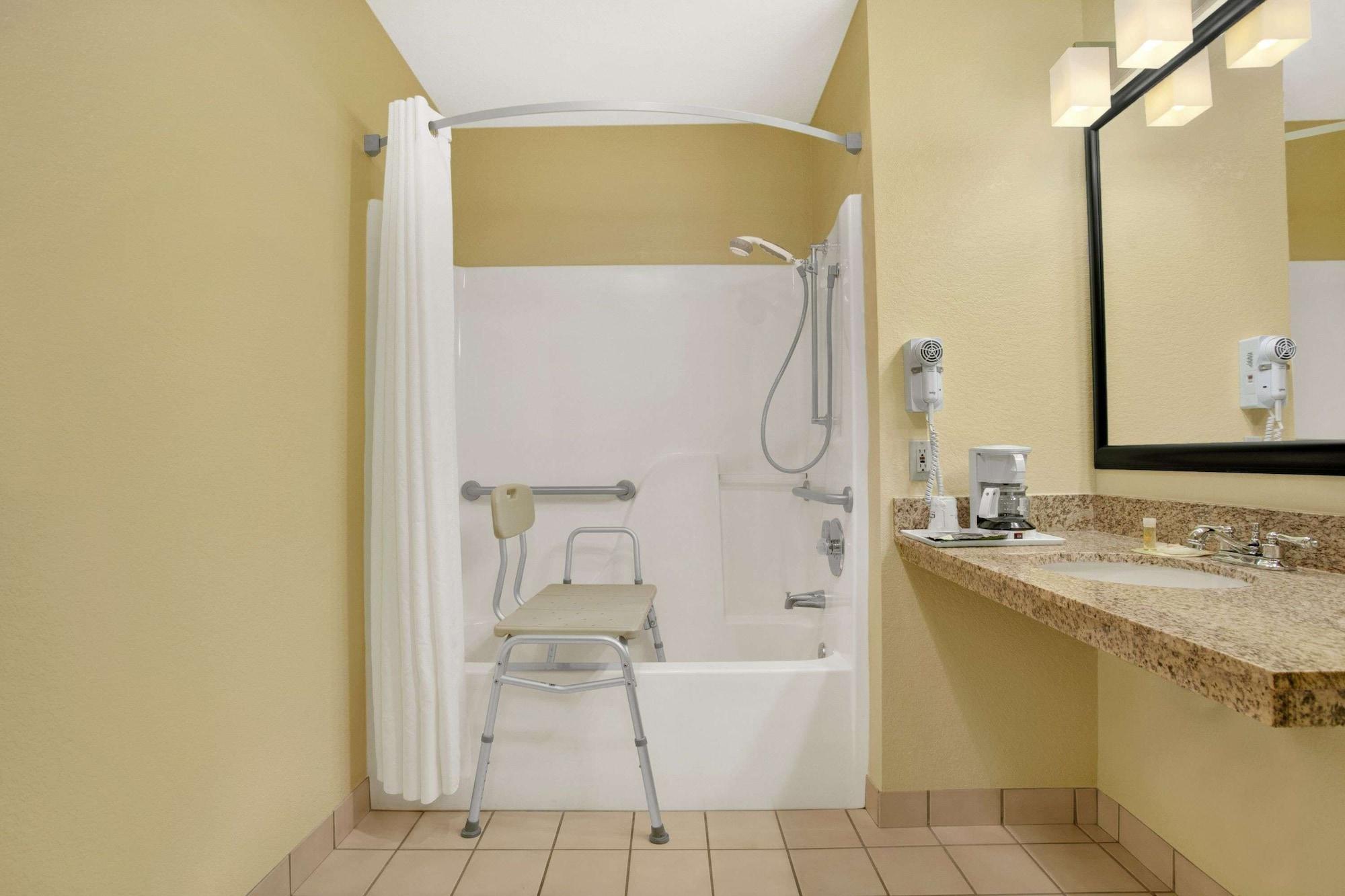 Days Inn By Wyndham Taos Dış mekan fotoğraf
