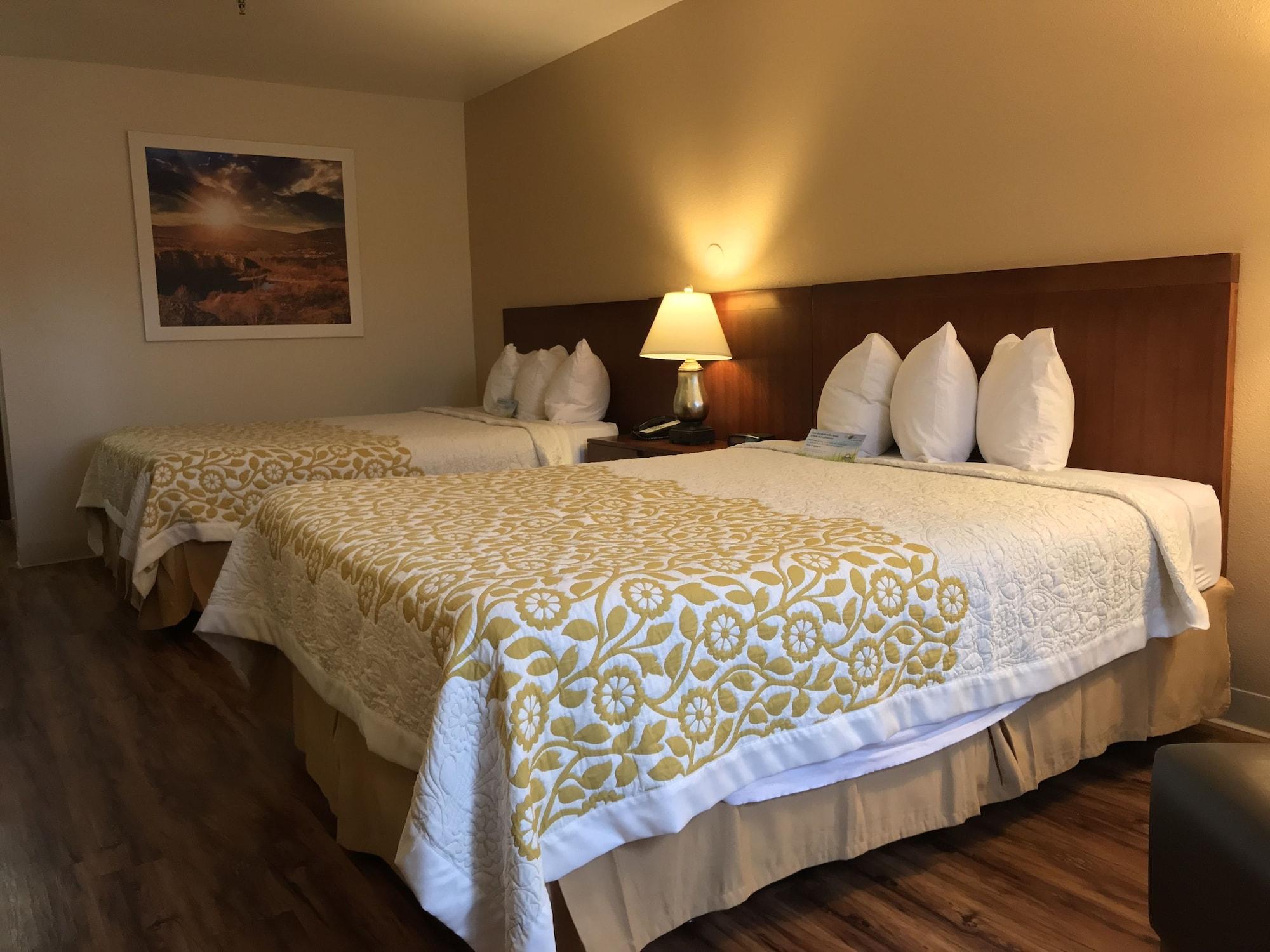 Days Inn By Wyndham Taos Dış mekan fotoğraf