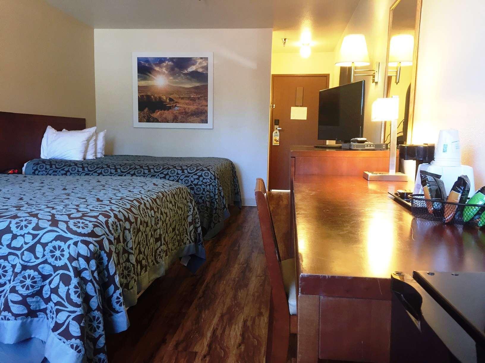 Days Inn By Wyndham Taos Dış mekan fotoğraf
