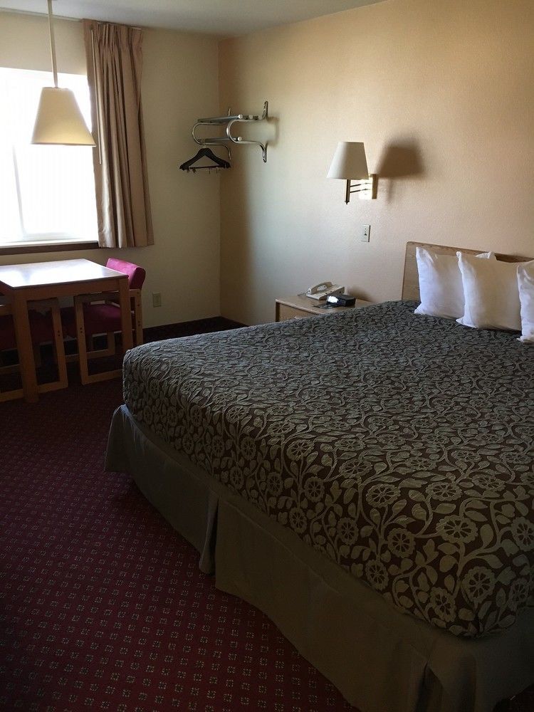 Days Inn By Wyndham Taos Dış mekan fotoğraf