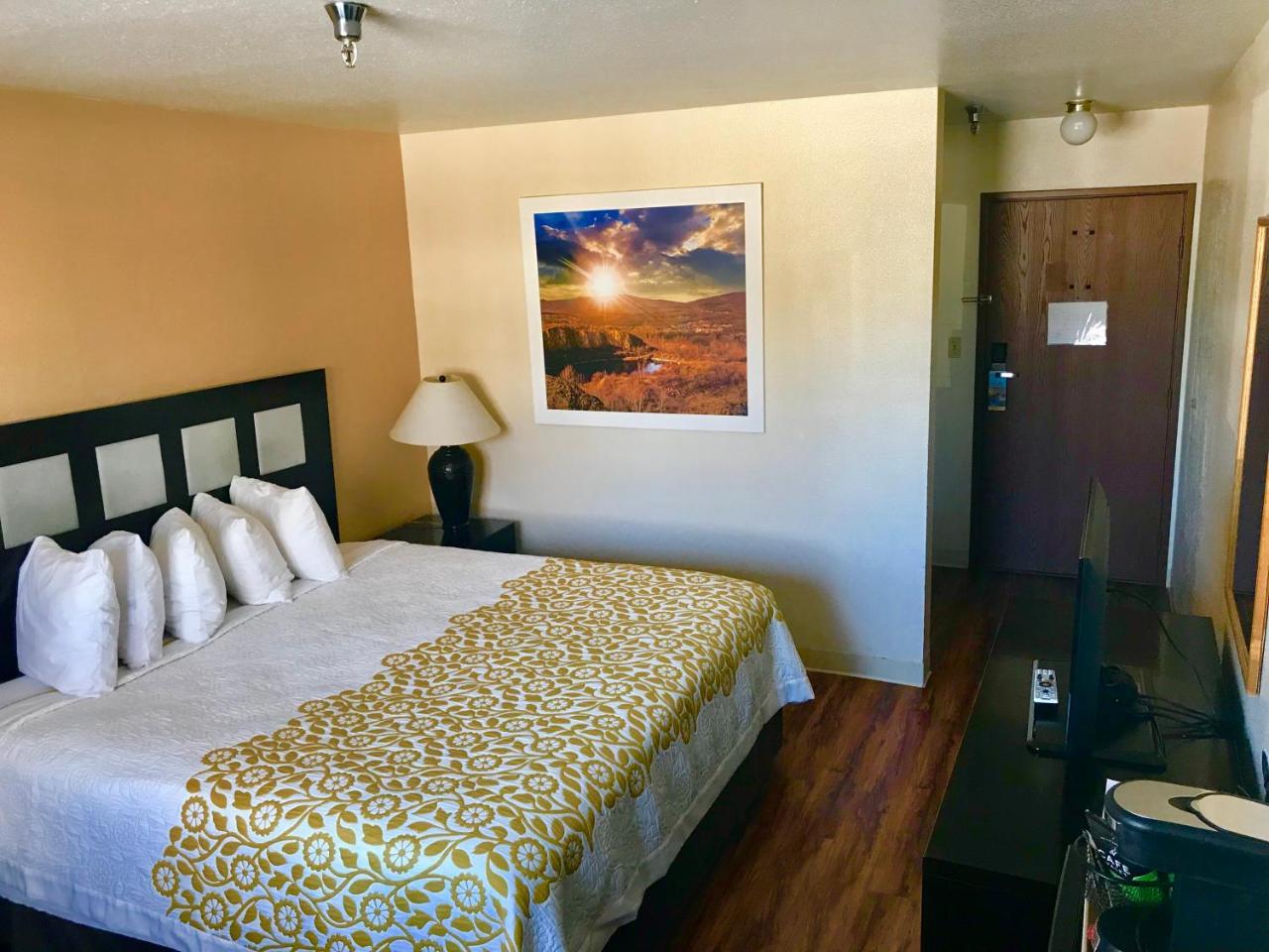 Days Inn By Wyndham Taos Dış mekan fotoğraf