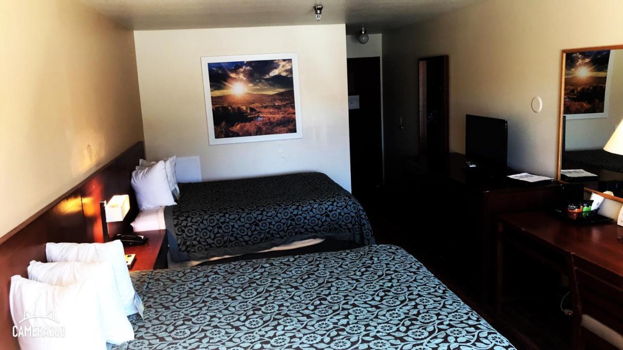 Days Inn By Wyndham Taos Dış mekan fotoğraf