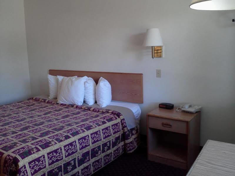 Days Inn By Wyndham Taos Dış mekan fotoğraf