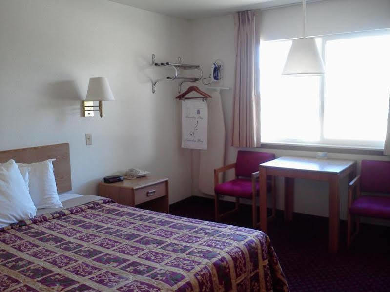 Days Inn By Wyndham Taos Dış mekan fotoğraf